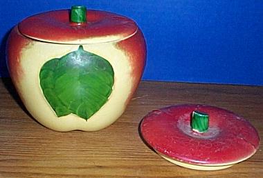 Vintage Apple Cannister and extra lid not Watt 